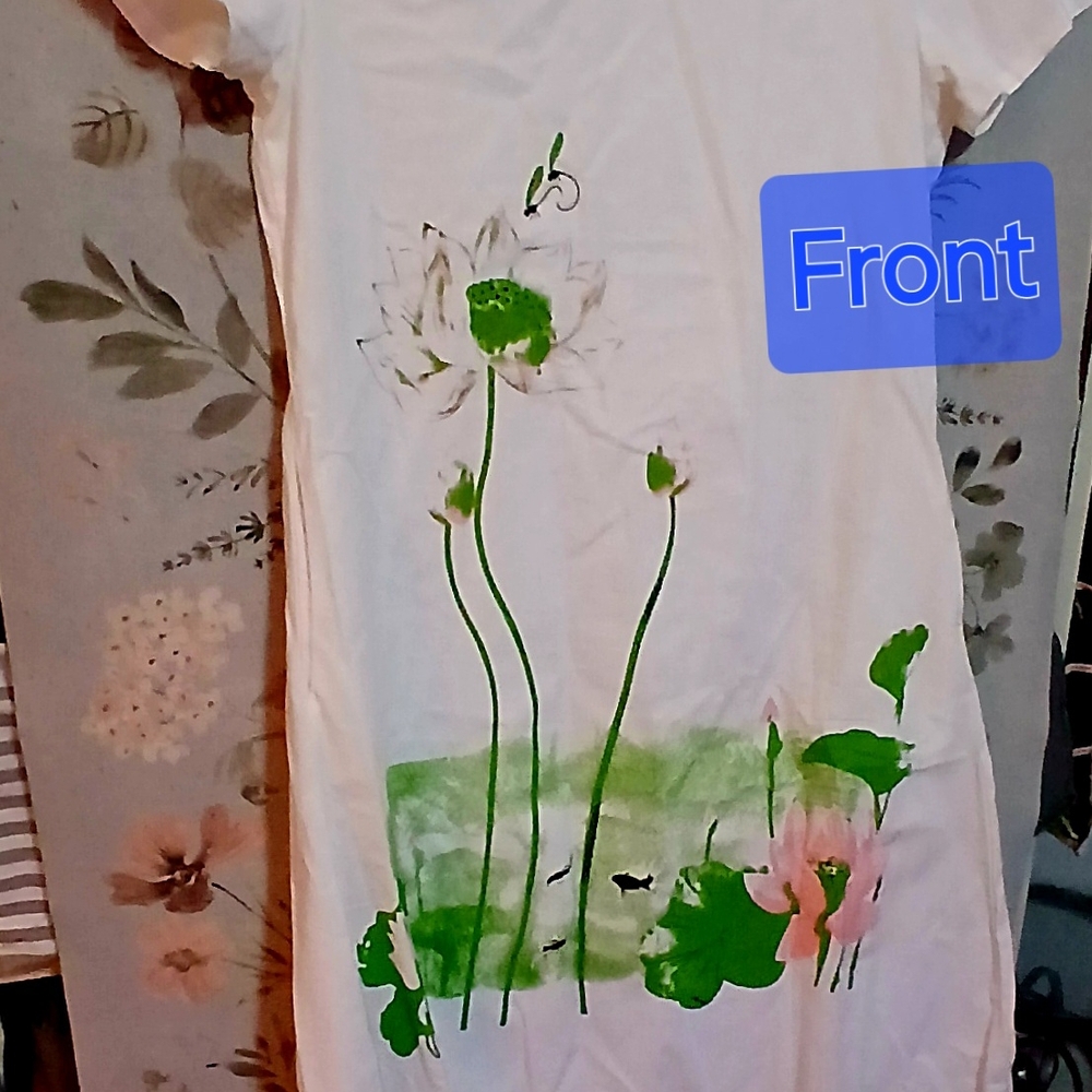 White Floral Graphic T-Shirt Dress